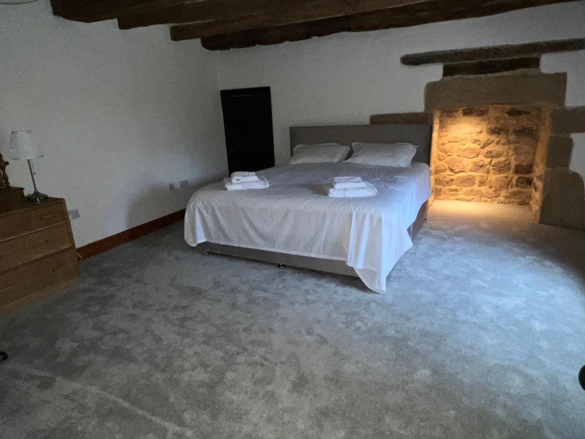10 Bed Stunning House In Village, With Hot Tub Ovingham Eksteriør billede