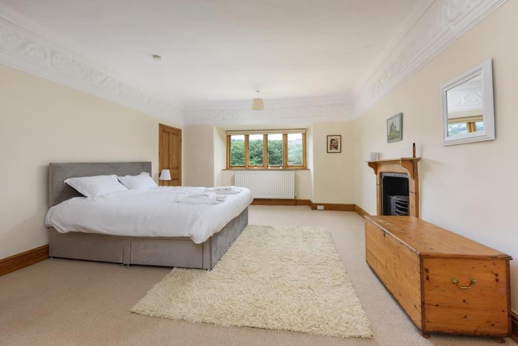 10 Bed Stunning House In Village, With Hot Tub Ovingham Eksteriør billede